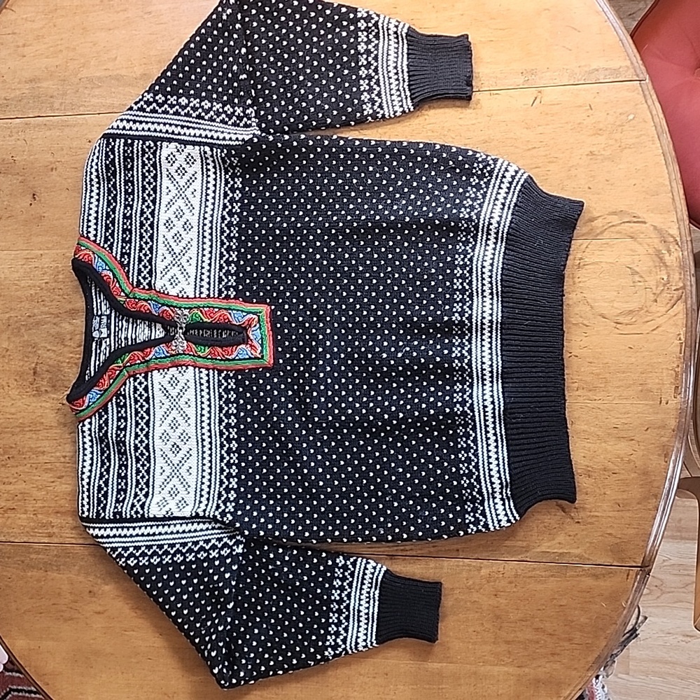 Vintage 90s wool Dale of Norway Scandinavian sweater 50 M L EUC - Picture 3 of 17